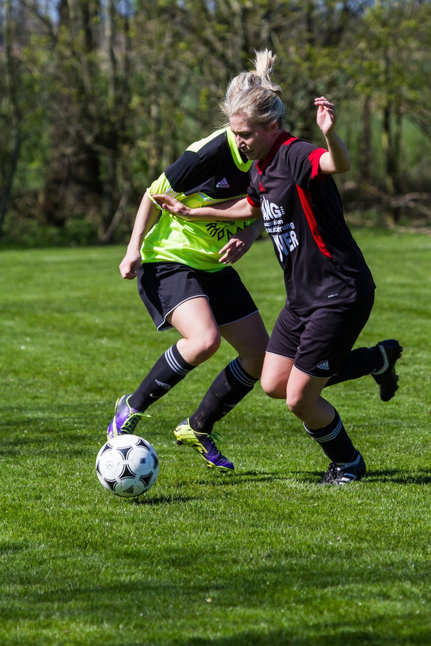 Bild 174 - Frauen SV Frisia 03 Risum Lindholm - Heider SV : Ergebnis: 8:0